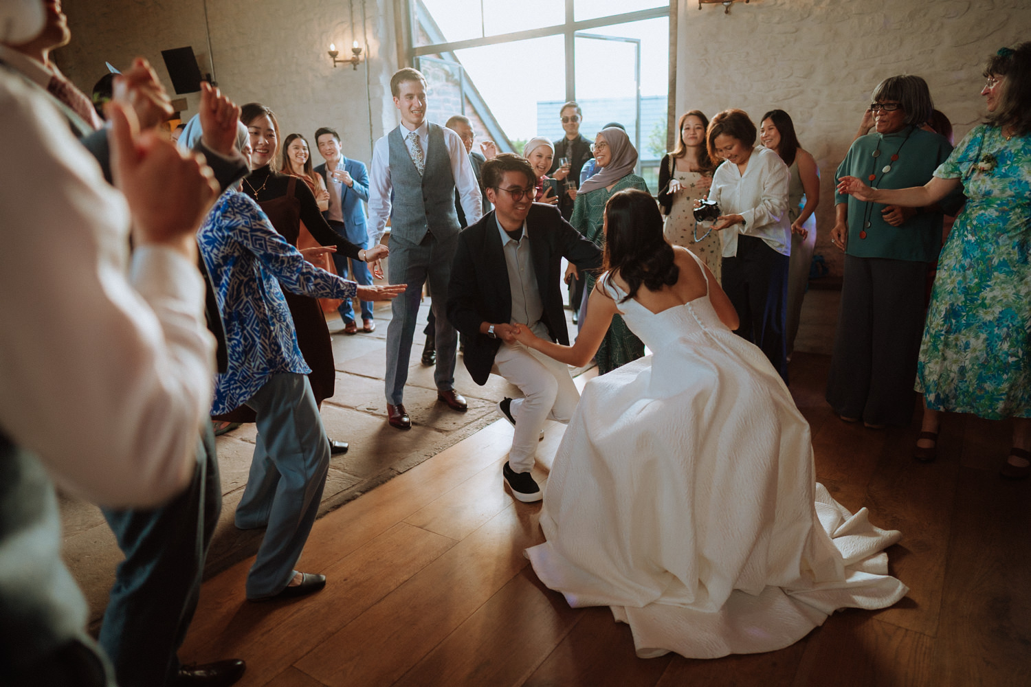 LLANTILIO HOUSE WEDDING PHOTOGRAPHY 033 LLANTILIO HOUSE WEDDING PHOTOGRAPHY 033